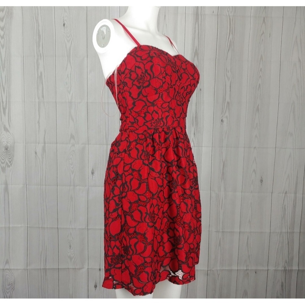 NWTS! Red & Black Floral Lily Rose Dress Size Small Missing Belt - Picture 8 of 13